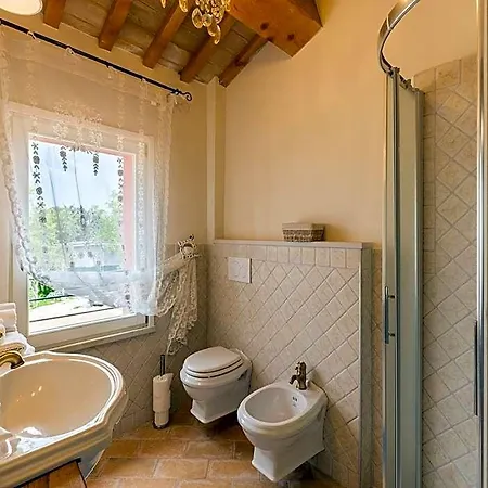 Belvilla By Oyo Cucco Hotel 2*